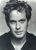 photo Tom Hollander